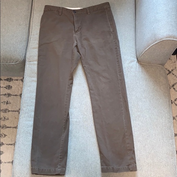 dockers modern khaki